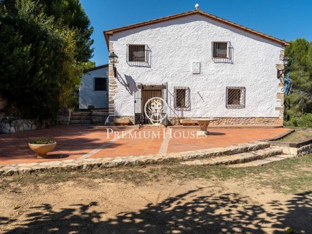 Masía en venta en Catllar El. Finca rústica con encanto en el Catllar. Masías Catllar.