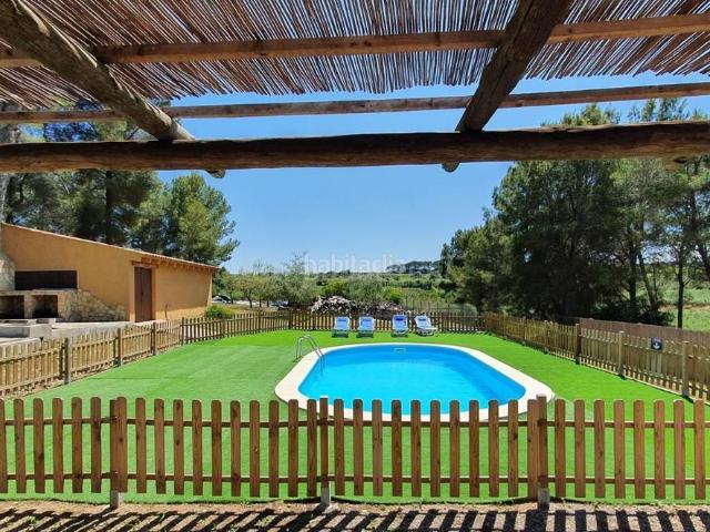 Masía en venta en Catllar El. Finca rustica de 350 m2 construidos, 11 mil m2 de terreno, legalizada y con cedula de habitabilidad en entorno de montaña, en plan. Masías Catllar.