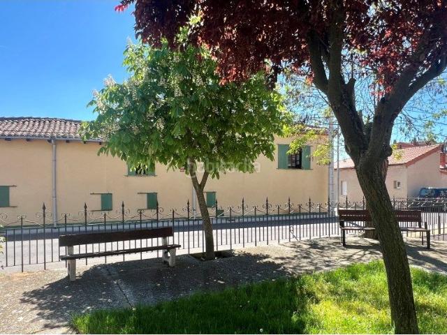 Masía en venta en Chozas de Abajo. NEGOCIO RURAL CON ALMA CASA SOLARIEGA DEL S.XVIII RESTAURADA A 15KM DE LEON. Masías Chozas de.