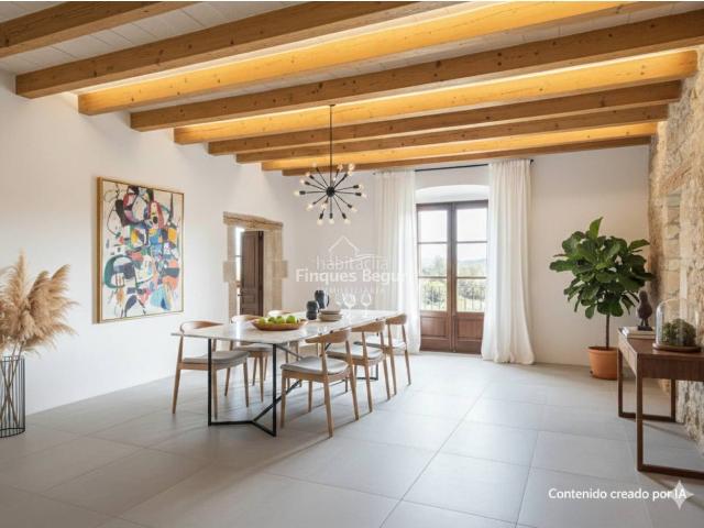Masía en venta en Corçà. Auténtica masía catalana con más de 39.000 m de terreno en Corçà. Masías.
