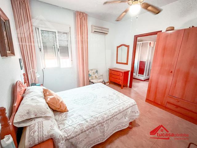 Masía en venta en Córdoba, El Higuerón. Casa con terreno, piscina y pozo junto a la zona Barquera, urbanización La Perla a pocos minutos de Córdoba! No Hipotecable. Masías.