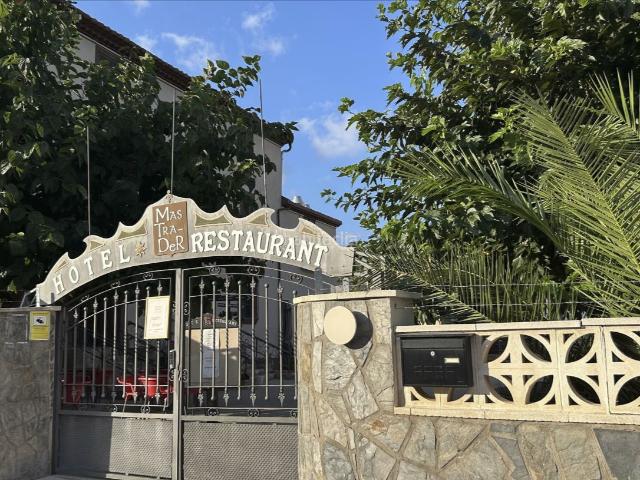Masía en venta en Cubelles, Mas Trader Corral d´En Tort Corral d´En Cona. Masia Catalana renovada con un gran terreno. Masías.