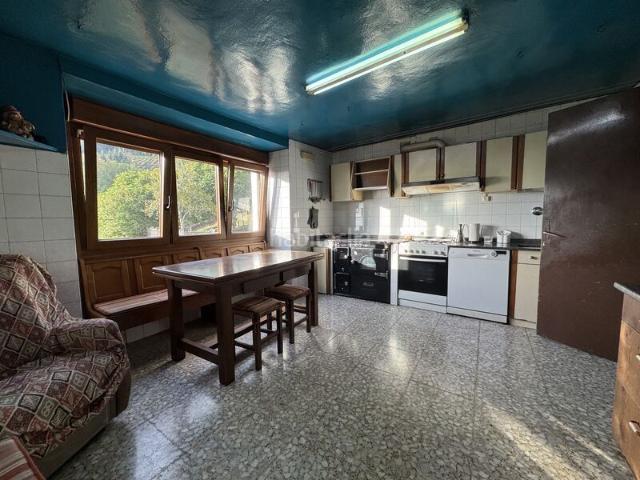 Masía en venta en Elgeta. CASERÍO UNIFAMILIAR CON AMPLIO TERRENO Y EXCELENTE UBICACIÓN EN ELGETA. Masías.