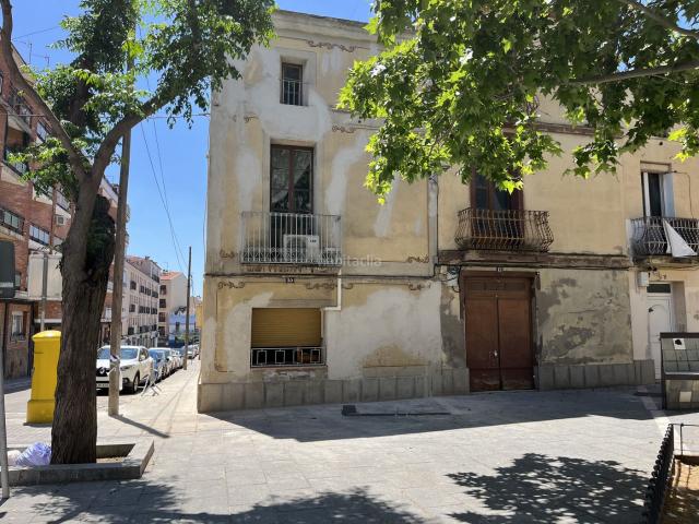 Masía en venta en Esparreguera, Nucli Urbà. CASA ESQUINERA CON GRAN POTENCIAL EN EL CENTRO DE ESPARRAGUERA. Masías.