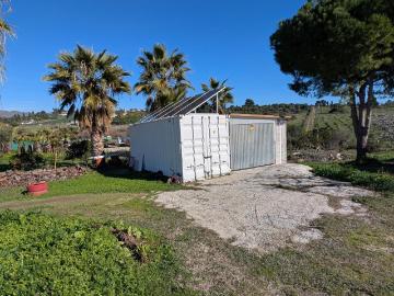 Masía en venta en Estepona, Las Lomas. Encantadora casa de campo con parcela a un paso de Estepona. Masías.