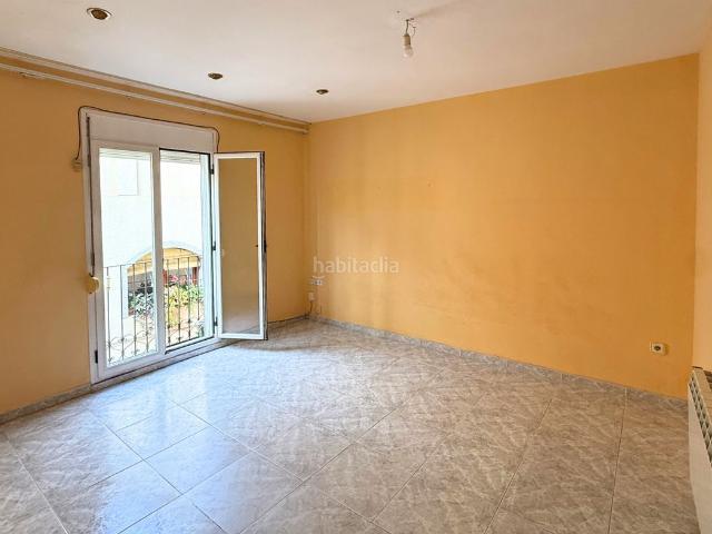 Masía en venta en Falset. Encantadora casa de pueblo en el corazón de Falset con múltiples posibilidades. Masías.