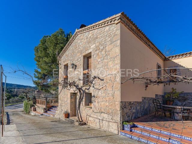 Masía en venta en Fonollosa. Masía en Fonollosa. Masías.