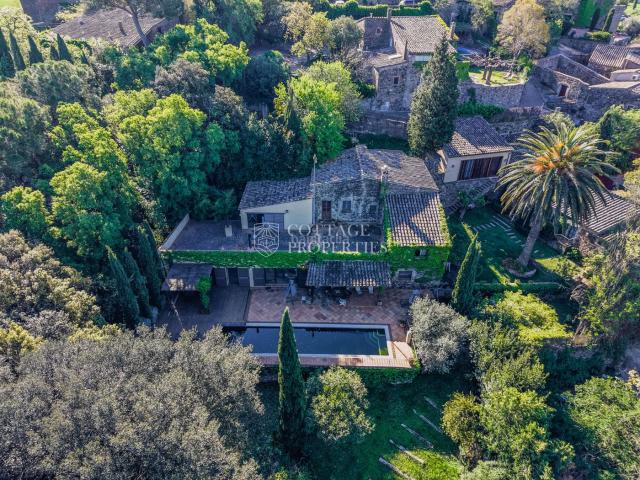Masía en venta en Foixà. Masia en exclusiva en venta en Foixà, Baix Empordà, Girona. Masías.