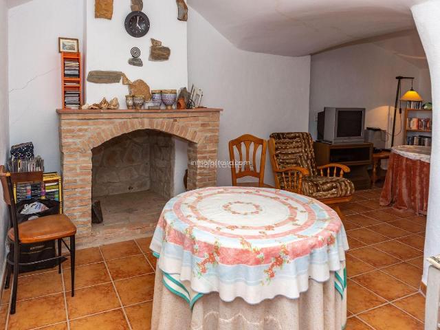 Masía en venta en Gorafe. CUEVAS ÚNICAS EN GORAFE CON VISTAS IMPRESIONANTES!. Masías.