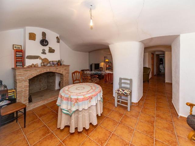 Masía en venta en Gorafe. CUEVAS ÚNICAS EN GORAFE CON VISTAS IMPRESIONANTES!. Masías.
