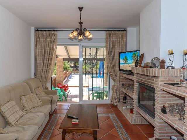 Masía en venta en Guaro. Villa Chalet, Guaro, Costa del Sol. Masías.
