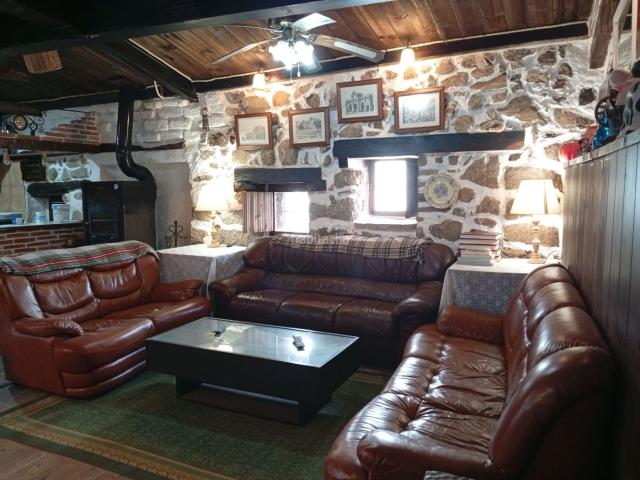 Masía en venta en Higuera de las Dueñas. Casa rustica reformada. Masías Higuera de las.