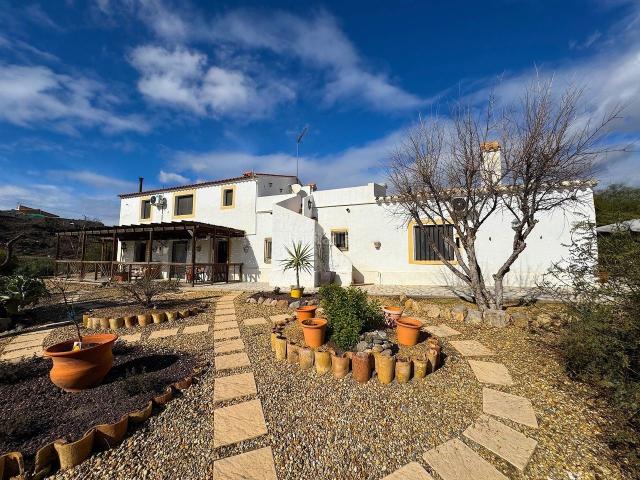 Masía en venta en Huércal Overa. Cortijo Se Vende En Huercal Overa. Masías Huércal.