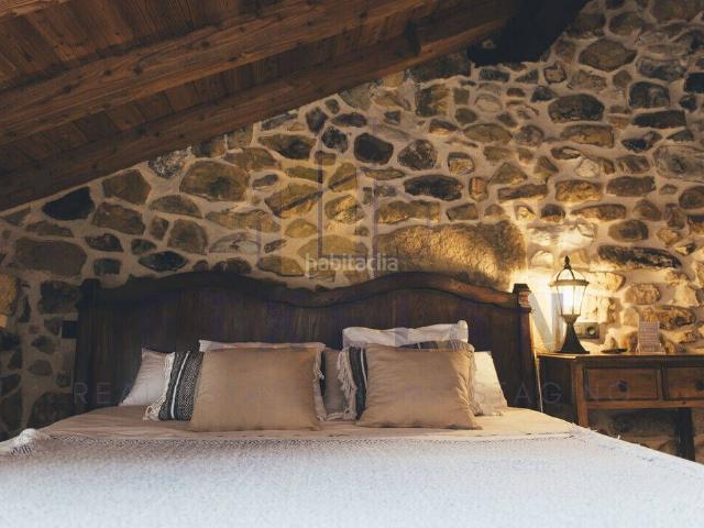 Masía en venta en Iurreta. Inversión única en Bizkaia Caserío histórico reformado con alojamiento rural en funcionamiento y gran potencial de ampliación. Masías.