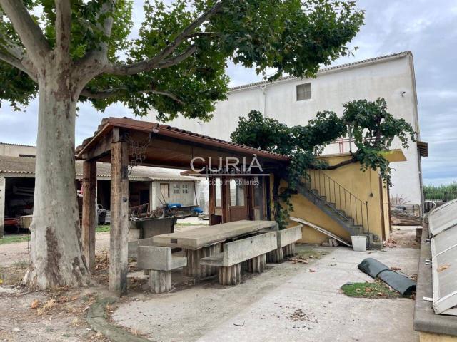 Masía en venta en Ivars d´Urgell. Venta de masía en Ivars dUrgell. Masías Ivars.