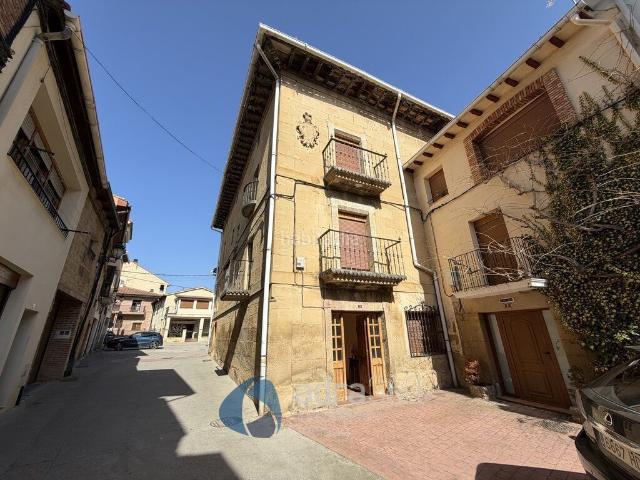 Masía en venta en Lanciego Lantziego. Se vende Casa solariega en Lanciego. Masías Lanciego.