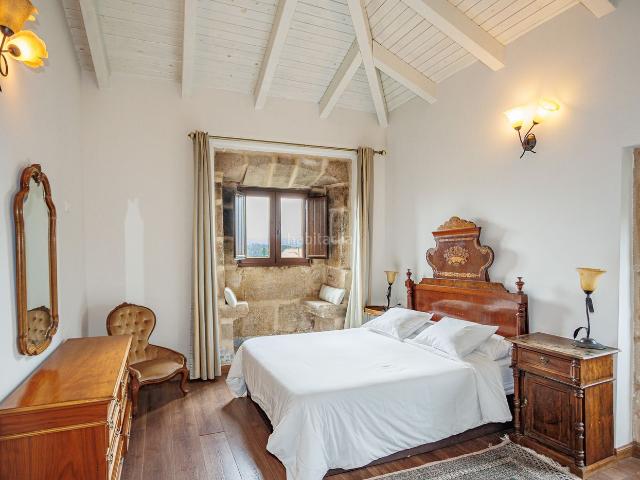 Masía en venta en Laracha. Pazo del siglo XVI completamente restaurado en A Laracha. Masías.