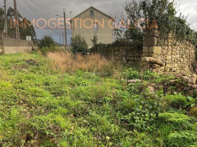 Masía en venta en Laracha. Vivienda a reformar con múltiples opciones. Masías.