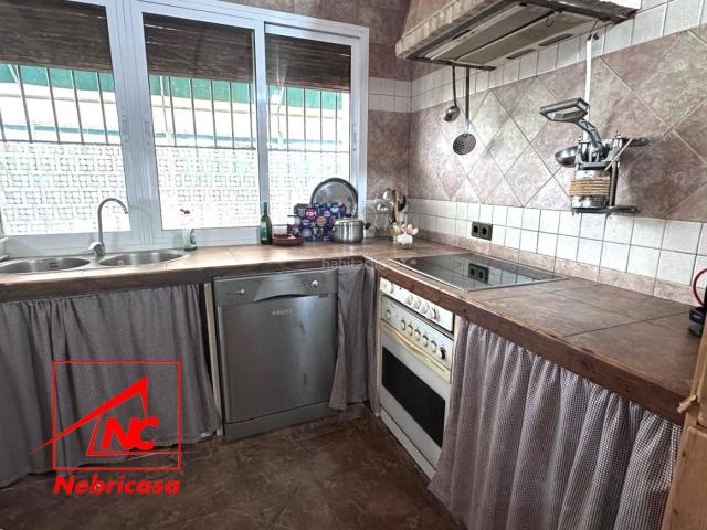 Masía en venta en Lebrija. ZONA LAS ARENASEspectacular finca con vivienda, piscina y espacios ecuestres en un entorno privilegiado Descubre esta magnífica fi. Masías.