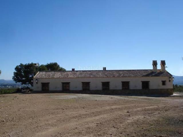 Masía en venta en Liétor. FINCA CON VIVIENDA Y EXPLOTACIÓN AGRÍCOLA EN ACTIVO. Masías.