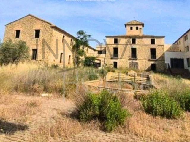 Masía en venta en Lleida, Sucs. Gran masía con gran potencial para proyecto turístico en Suchs. Masías.
