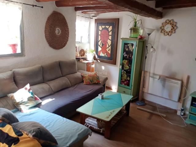 Masía en venta en Luceni. PRECIOSA CASA DE 3 HAB, CON AMPLIA TERRAZA EN LUCENI. Masías.