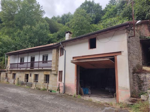Masía en venta en Luena. Masías.