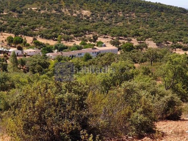 Masía en venta en Madroñera. VENTA DE FINCA CERCA DE MADROÑERA. Masías.