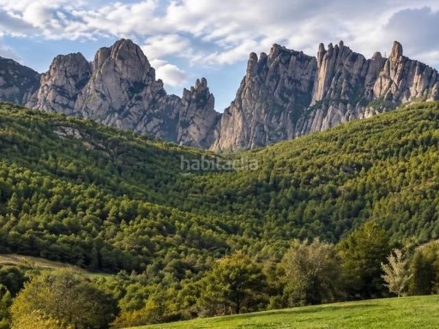 Masía en venta en Marganell. Oportunidad de inversión. Masías.