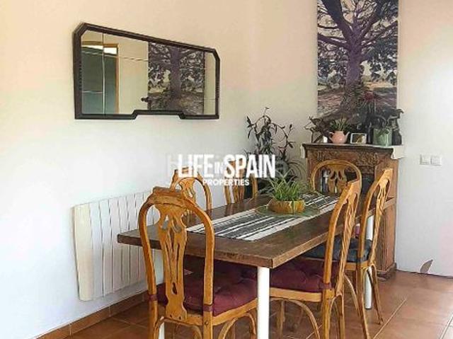 Masía en venta en Masdenverge. Finca con agua, luz y piscina. Masías.