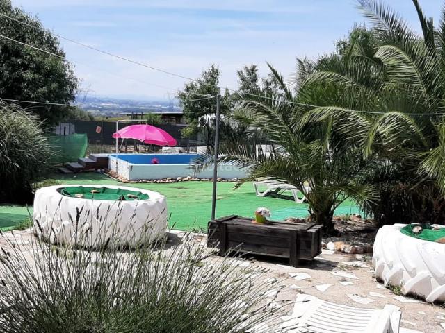 Masía en venta en Mejorada del Campo. CASA RÚSTICA EN EL BALCÓN CASA DE MADERA DE 2 DORMITORIOS. Masías Mejorada del.