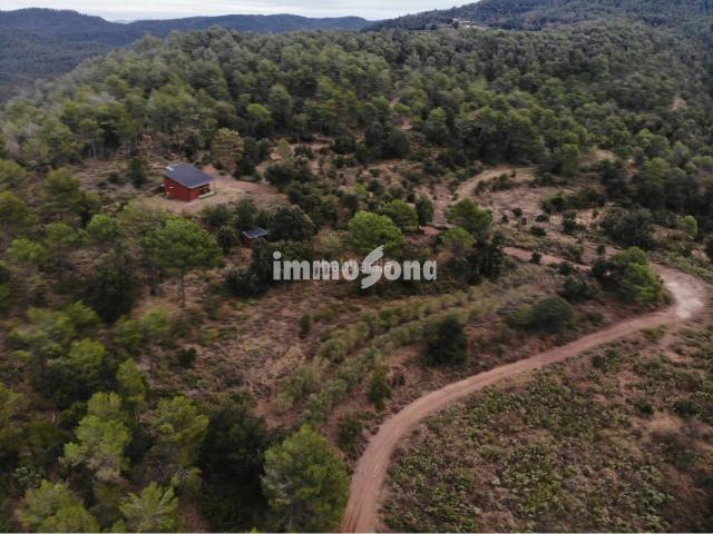 Masía en venta en Monistrol de Calders. CASA REFUGIO CON 60 HECTÁREAS EN GRANERA. Masías Monistrol de.