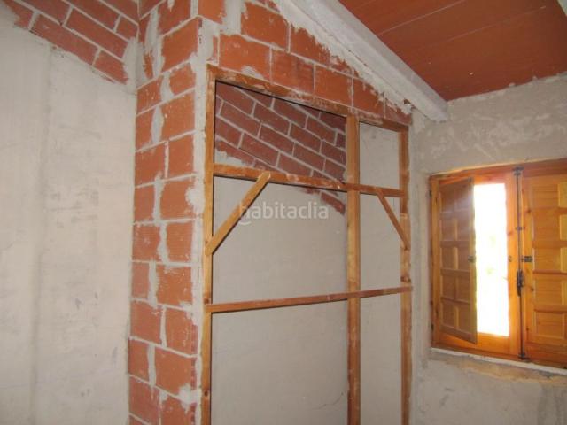 Masía en venta en Monòver. Finca rustica en Salinas con casa semireformada de 300 m2 y 50 ha. Masías.