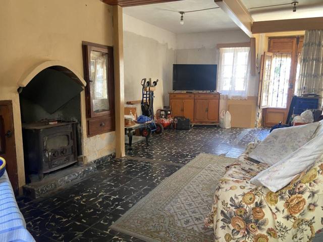 Masía en venta en Monserrat. Casa pueblo en Montserrat. Masías.