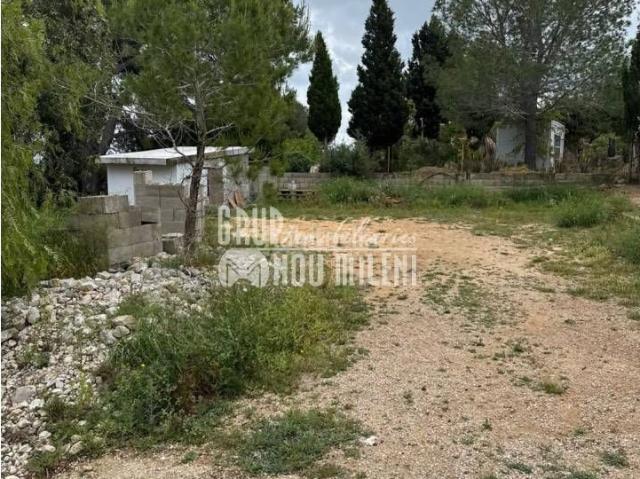 Masía en venta en Monserrat. Venta de chalet rústico en Monserrat. Masías.