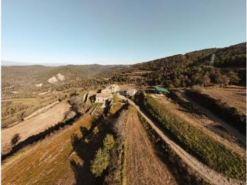 Masía en venta en Moià. Magnífica finca rústica de 193 hectareas en Moià, con Masia de 1300 m2 contruidos, en un entorno natural increible con vistas a Mo. Masías.