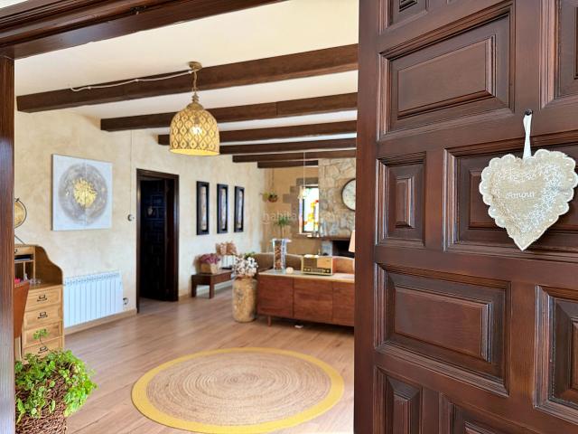 Masía en venta en Moià. CASA DE PIEDRA. Masías.
