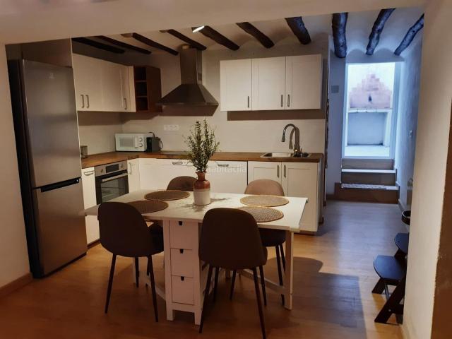 Masía en venta en Moratalla. Casa rústica reformada en pleno corazón de Moratalla una joya única lista para enamorar. Masías.