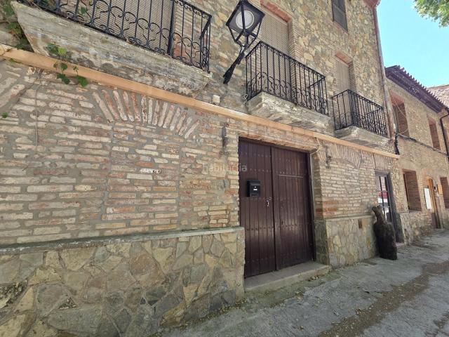 Masía en venta en Morera de Montsant La. Casa con restaurante en el núcleo histórico de Scala Dei. Masías Morera de Montsant.