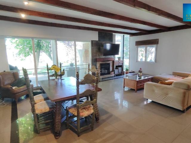 Masía en venta en Muñopepe. ÚNICO a 10 MINUTOS de ÁVILA, ESPECTACULAR PROPIEDAD CHALET 870m2 y 20 mil m2 Parcela. Masías.