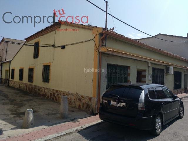 Masía en venta en Nava de la Asunción. AMPLIA CASA DE PUEBLO REF. 2924 PARA REHABILITAR O NUEVA CONSTRUCCIÓN. Masías Nava de la.