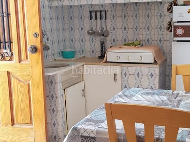 Masía en venta en Navas de Jorquera. PRECIO ESTUPENDO A 20 MINUTOS DE ALBACETE, con buena carretera, casa en dos alturas, 5 dormitorios, baño, cocina, salón patio 25mt. Masías Navas de.