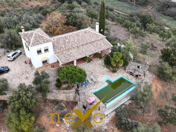 Masía en venta en Navas de la Concepción Las. FINCA RUSTICA LAS NAVAS DE LA CONCEPCION. Masías Navas de la Concepción.