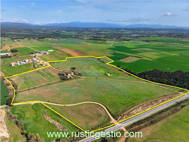 Masía en venta en Navata. Finca rústica agrícola amb masia a Navata Alt Empordà. Masías.