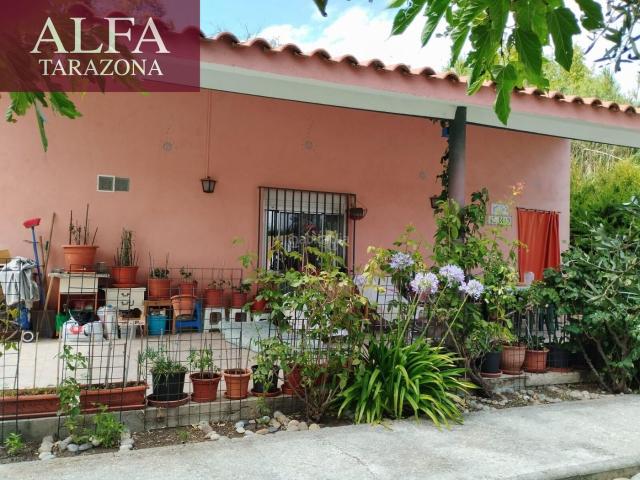 Masía en venta en Novallas. FINCA RUSTICA CON CASA EN NOVALLAS. Masías.