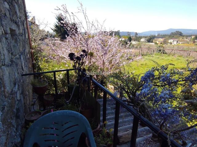 Masía en venta en Padrón. ¡! parcela de dos casas con huerta. Masías.