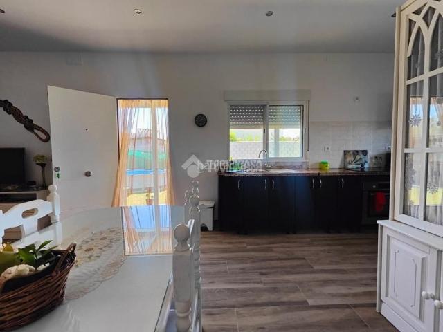Masía en venta en Palacios y Villafranca Los. Casa rural en venta en Los palacios y villafranca. Masías Palacios y Villafranca.