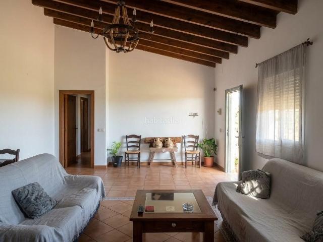 Masía en venta en Palacios y Villafranca Los. EN VENTA CASA DE CAMPO DE 135 m². Masías Palacios y Villafranca.