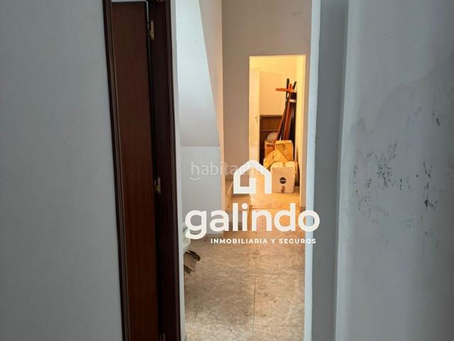 Casa adosada en venta en Paradas. CALLE CARRERA 9. Casas adosadas.
