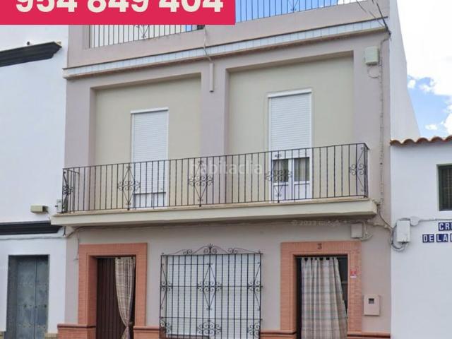 Masía en venta en Paradas. CALLE CRUZ DE LA FUENTE 3. Masías.